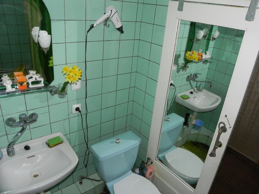 Comfortable Apartment In Batumi Esterno foto
